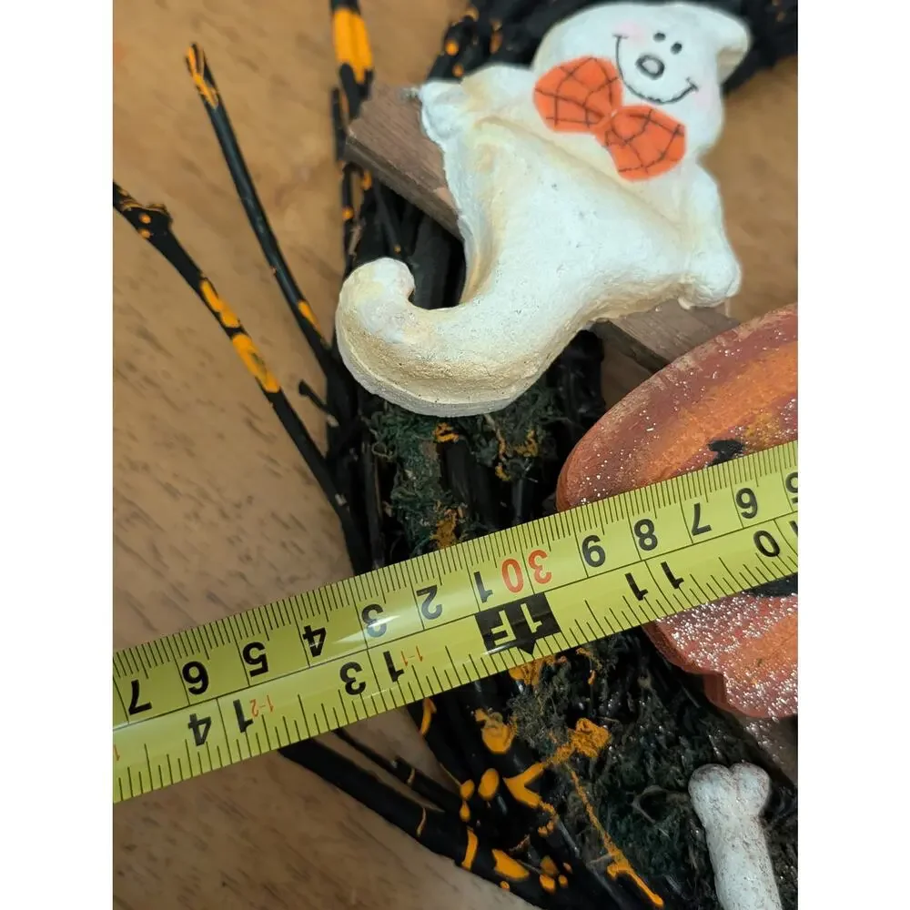 Halloween/Fall Wooden Wreath Ghosts and Pumpkins